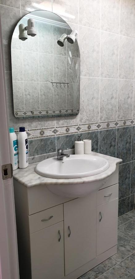 Apartment For 6 People. Валенсия Экстерьер фото